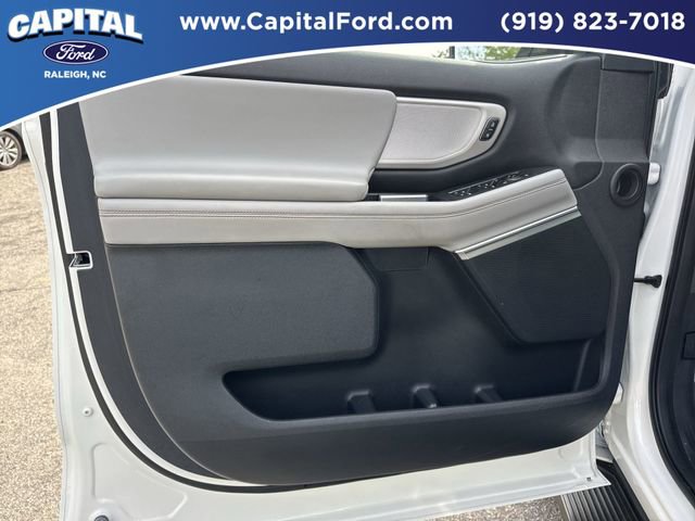 Certified 2025 Ford Expedition Active image 21