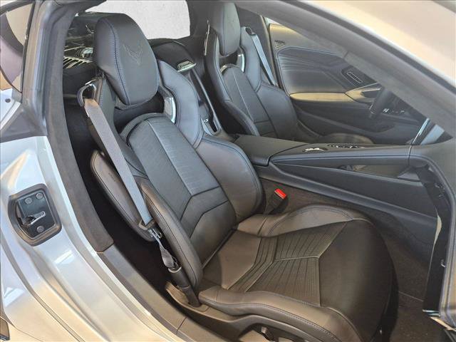 Used 2026 Chevrolet Corvette Z06 w/ Z07 Performance Package RWD image 17