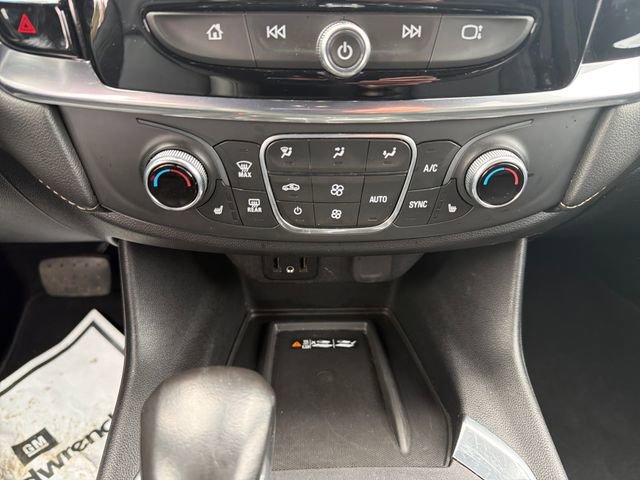 Used 2022 Chevrolet Traverse LT AWD/4WD image 29