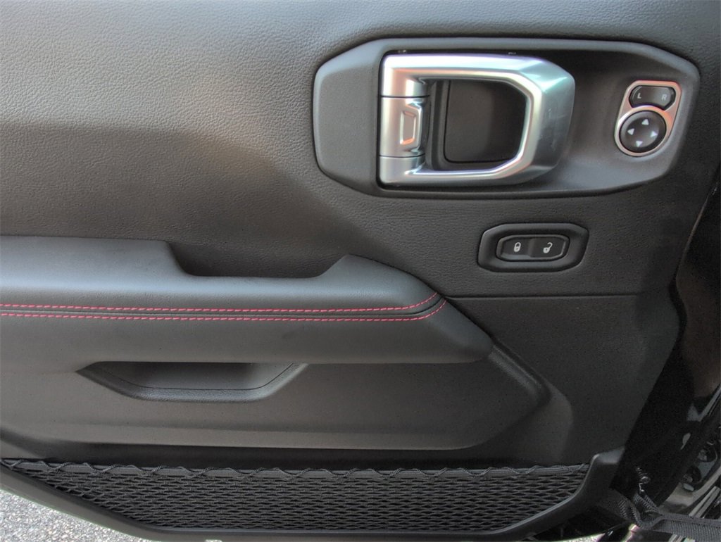 New 2026 Jeep Wrangler Unlimited Rubicon w/ Safety Group image 16