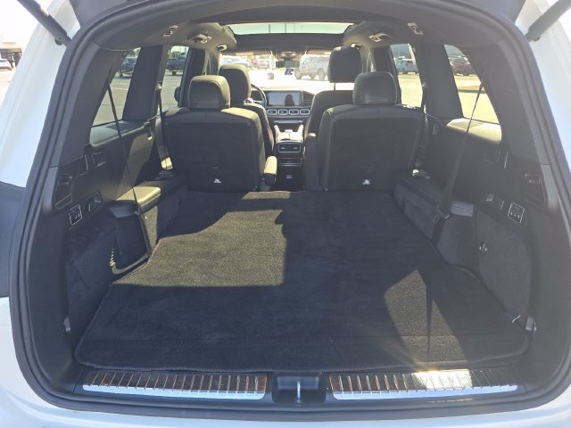 Used 2021 Mercedes-Benz GLS 580 4MATIC image 24