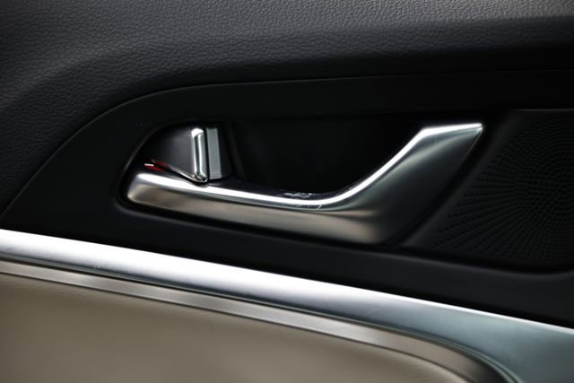 Used 2026 Genesis G70 2.5T image 15