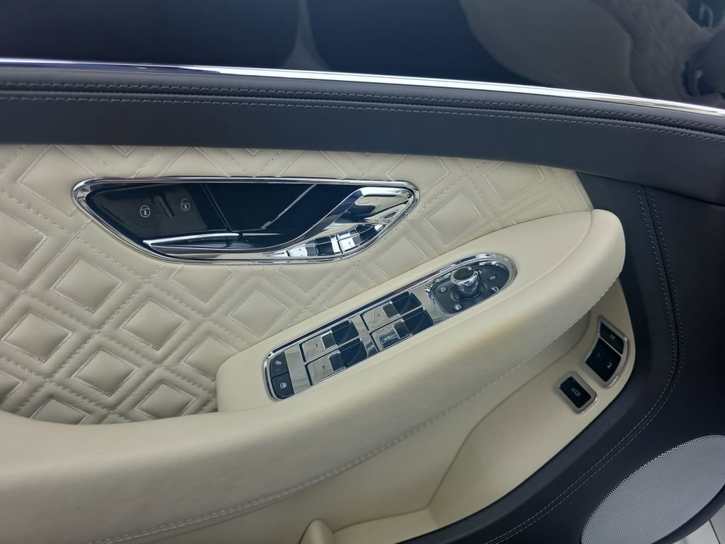 Used 2020 Bentley Continental GT image 22