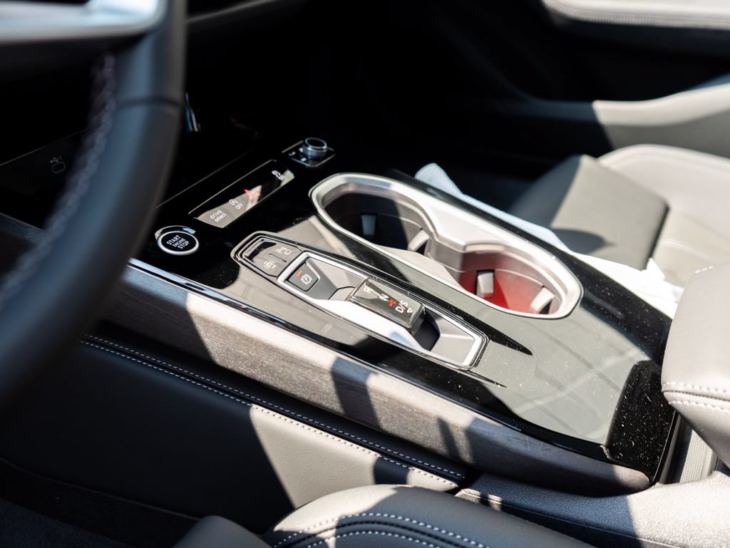 New 2026 Audi A6 Premium Plus AWD/4WD image 12