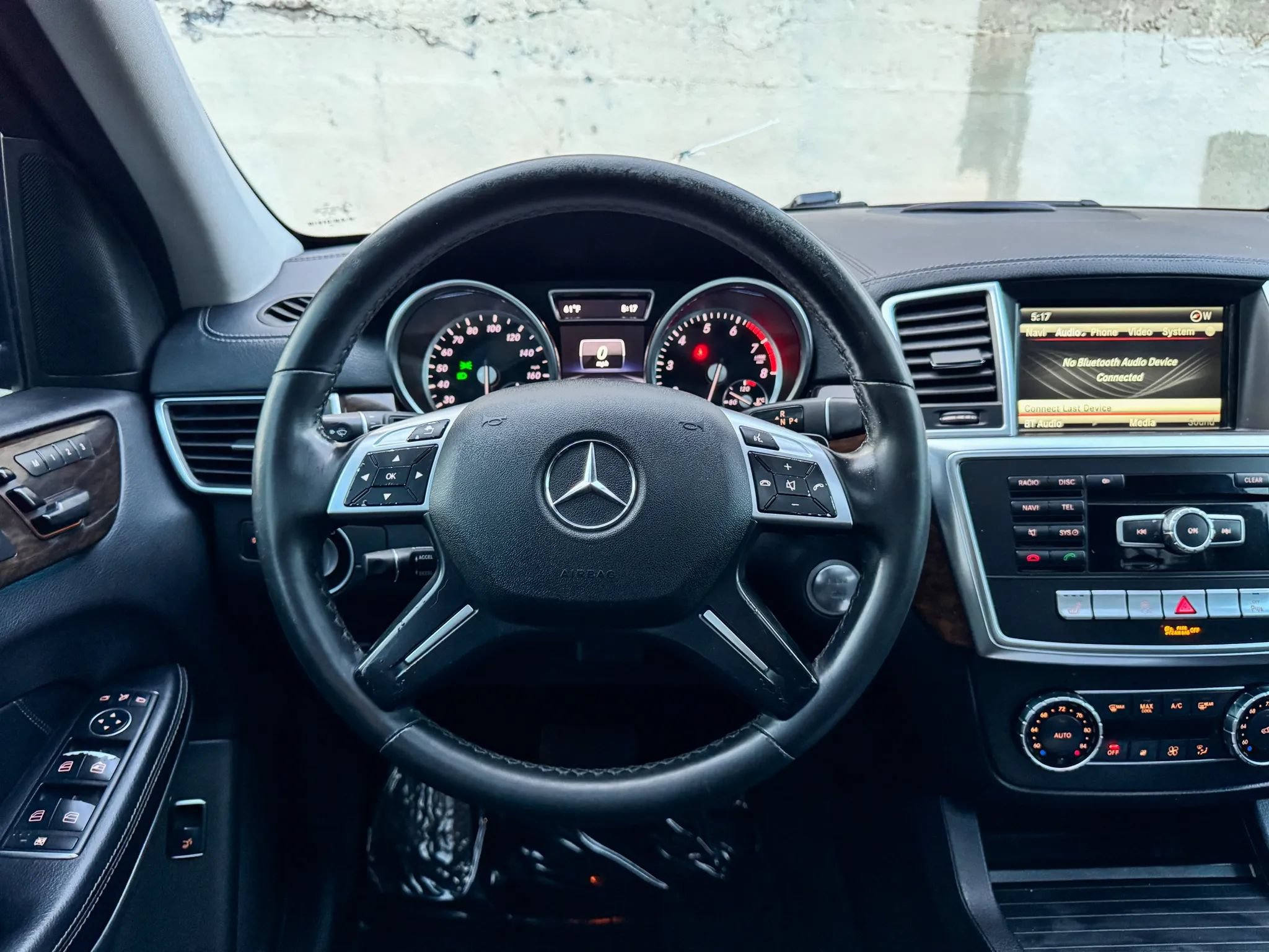 Used 2014 Mercedes-Benz GL 450 4MATIC image 29