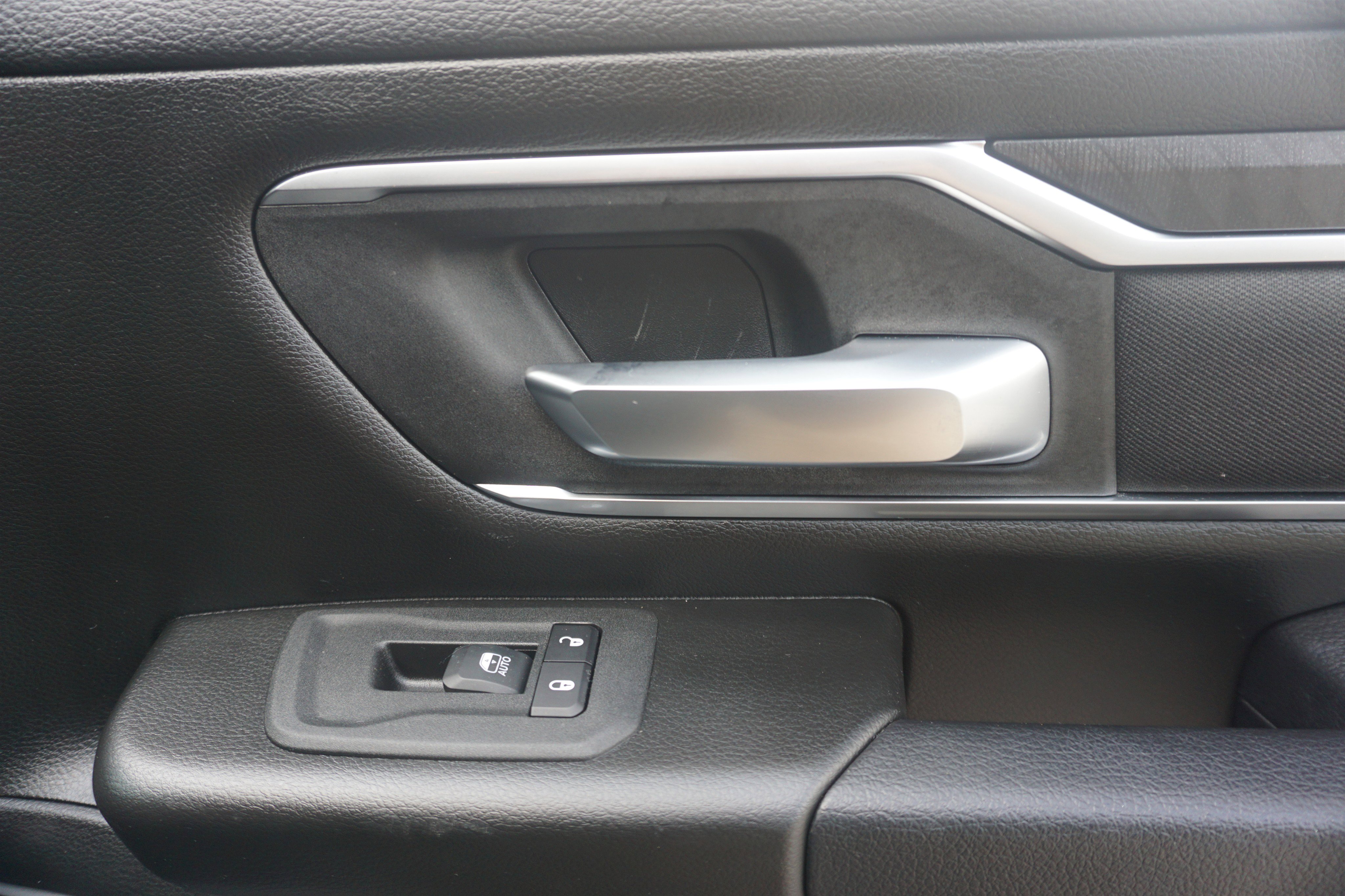 Used 2025 RAM 1500 Big Horn image 21