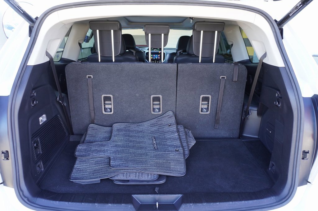 Used 2020 Subaru Ascent Limited w/ Technology Package image 8