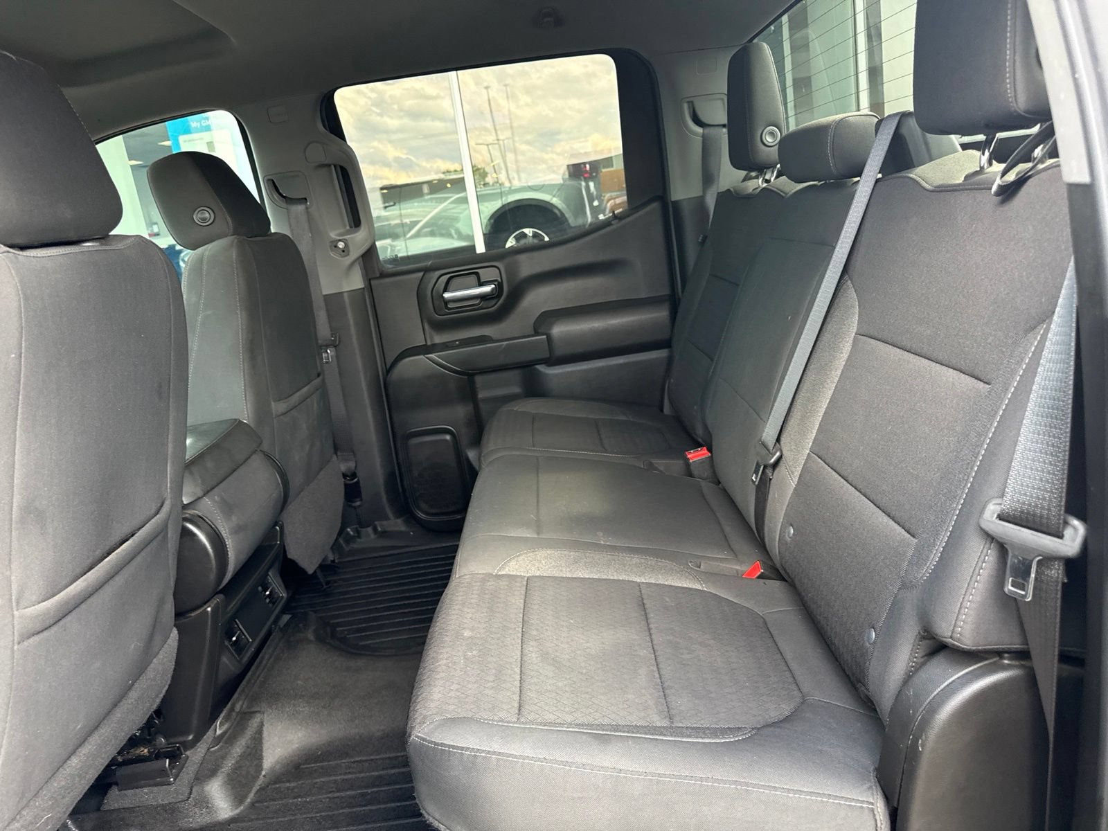 Used 2022 Chevrolet Silverado 1500 Custom w/ Safety Confidence Package AWD/4WD image 16