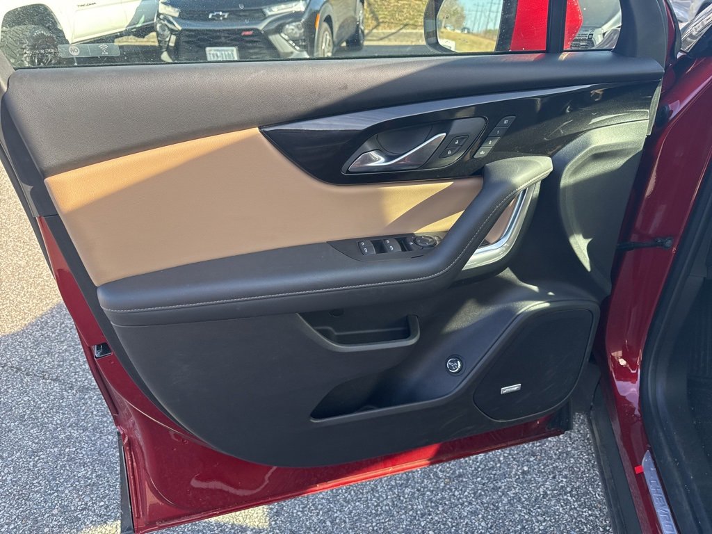 Used 2024 Chevrolet Blazer Premier w/ Enhanced Convenience Package image 12