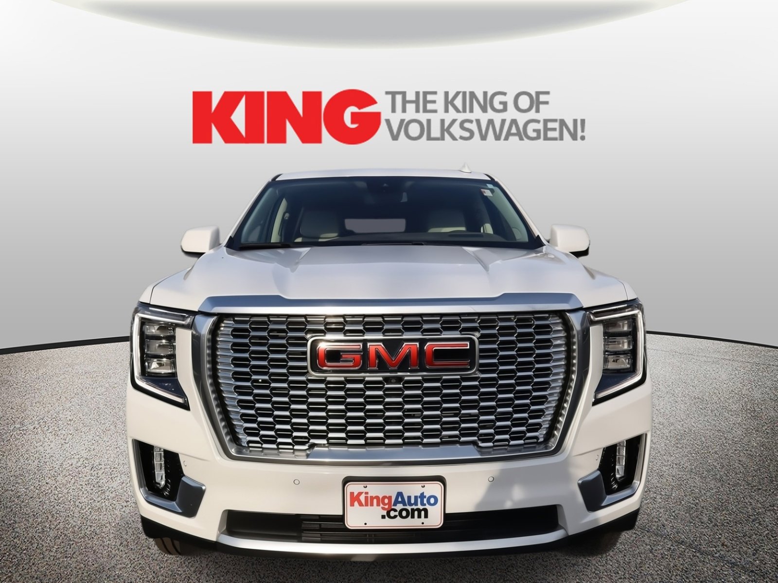 Used 2023 GMC Yukon XL Denali image 8