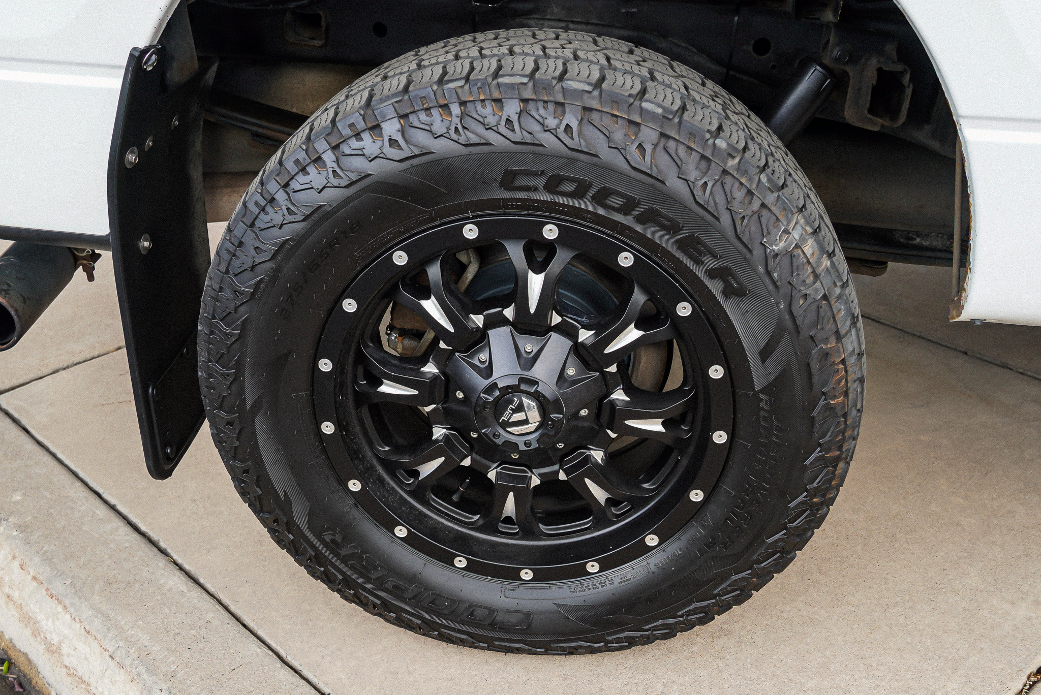 Used 2013 Ford F150 XLT w/ Luxury Equipment Group AWD/4WD image 12