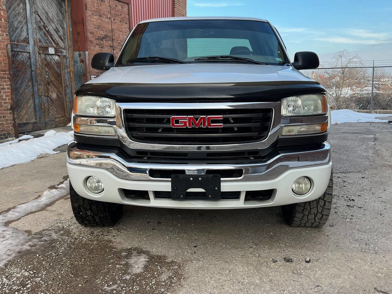 Used 2004 GMC Sierra 2500 SLE w/ Heavy-Duty Power Package AWD/4WD image 12