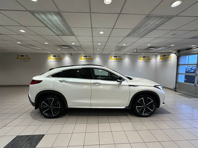 Used 2023 INFINITI QX55 Luxe w/ Cargo Package AWD/4WD image 3