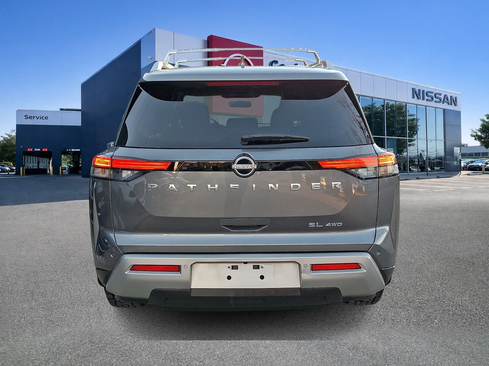 Certified 2022 Nissan Pathfinder SL w/ Lighting Package (N92) AWD/4WD image 5