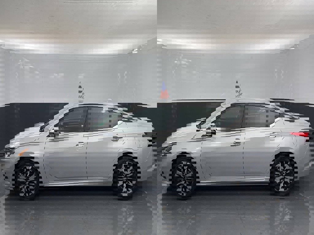 Used 2022 Nissan Altima 2.5 SV image 4