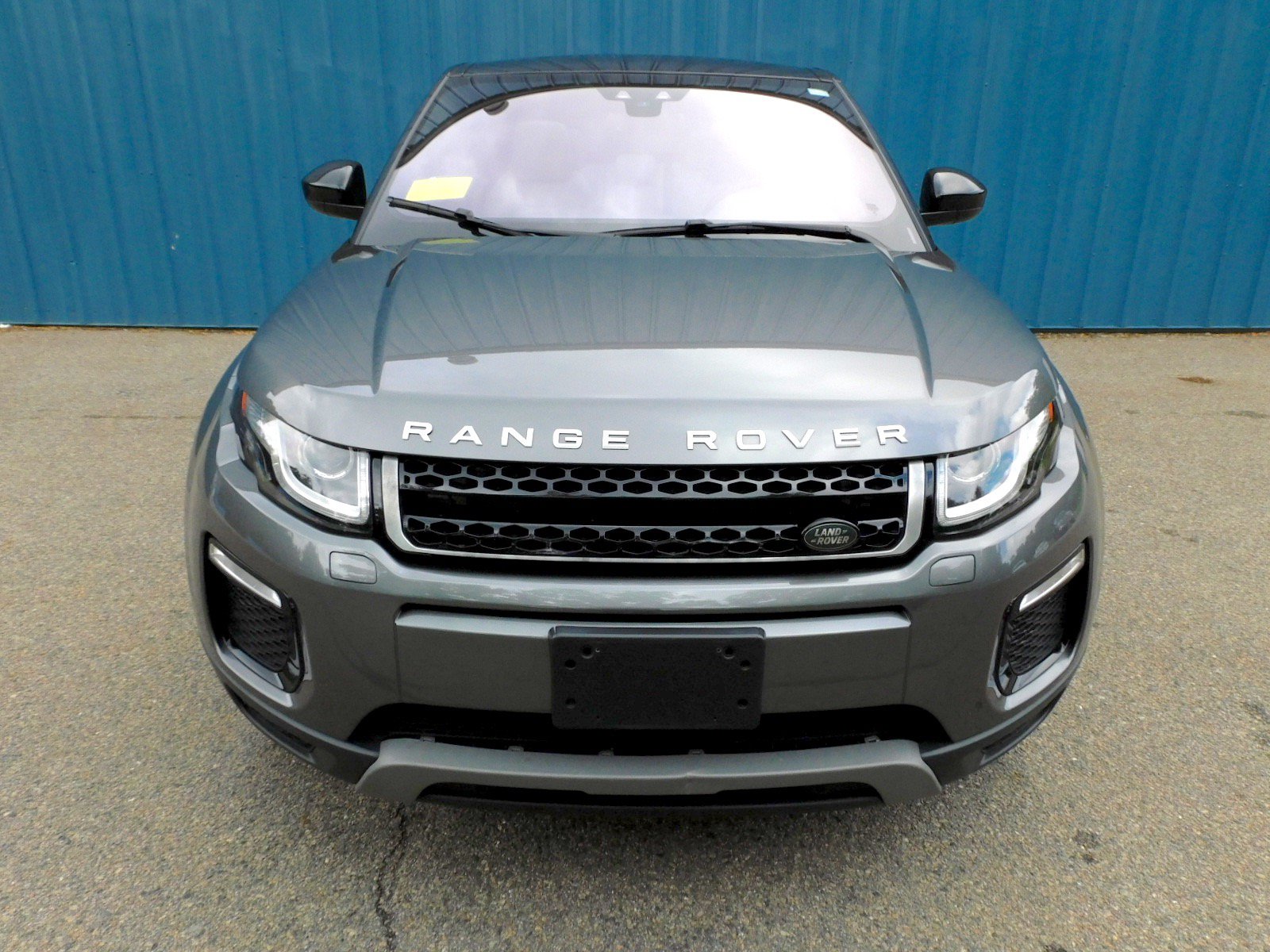 Used 2019 Land Rover Range Rover Evoque SE Premium AWD/4WD image 8