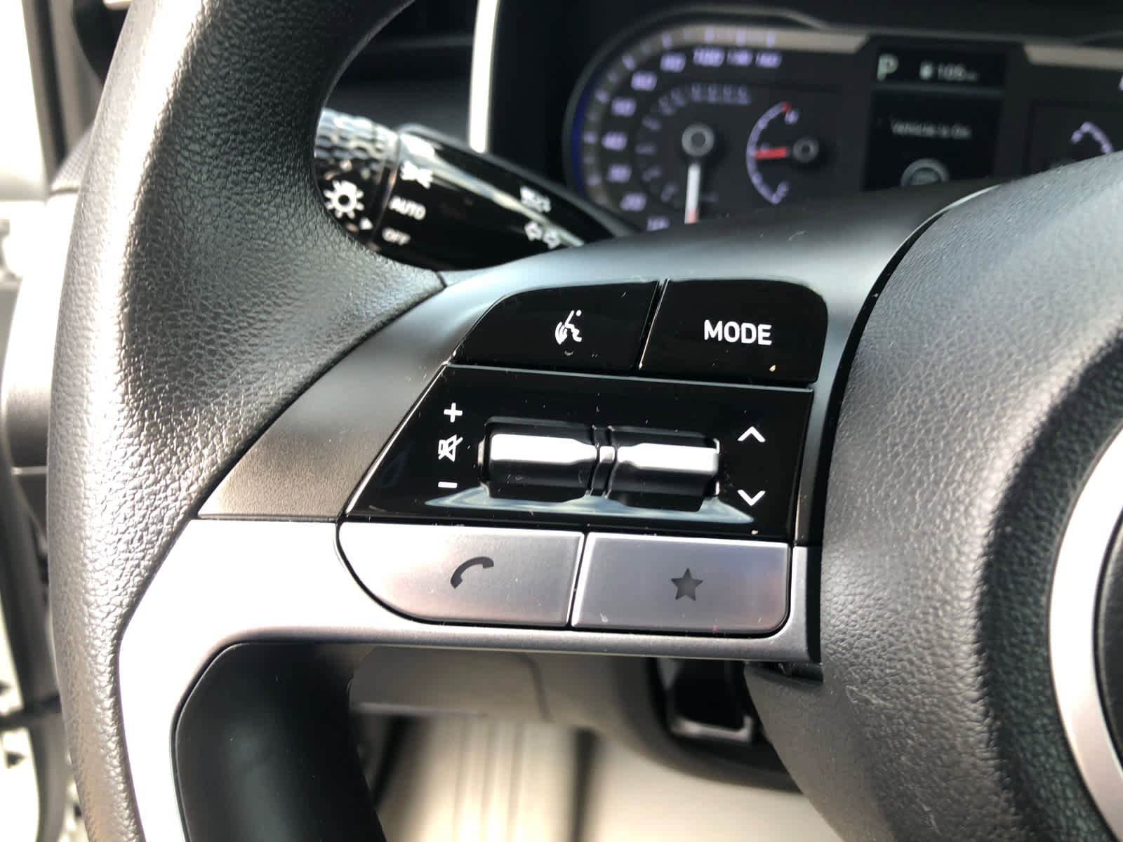 Certified 2023 Hyundai Tucson SEL AWD/4WD image 6