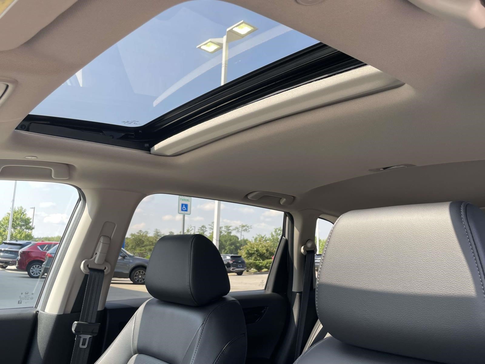 Used 2023 Honda CR-V EX-L image 15