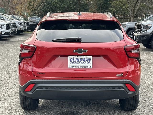 New 2026 Chevrolet Trax LT w/ Driver Confidence Package image 3