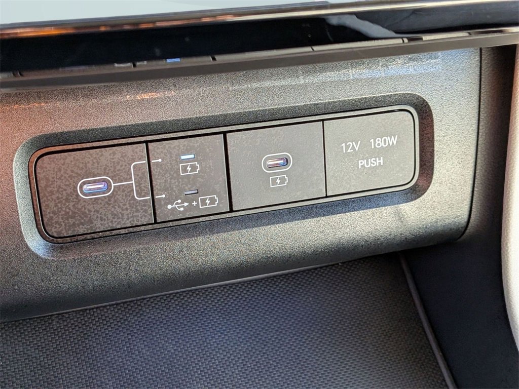 Used 2025 Hyundai Tucson SEL image 25