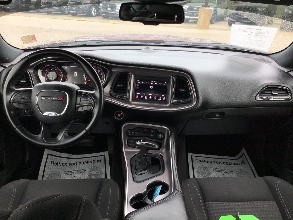 Used 2019 Dodge Challenger SXT RWD image 13
