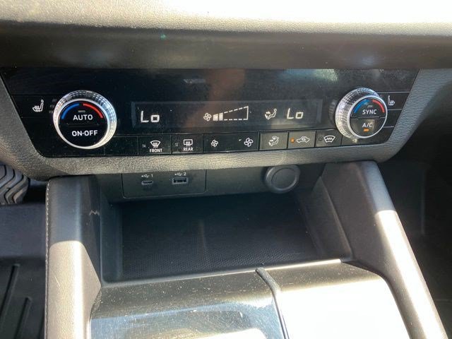 Used 2023 Mitsubishi Outlander SE AWD/4WD image 19