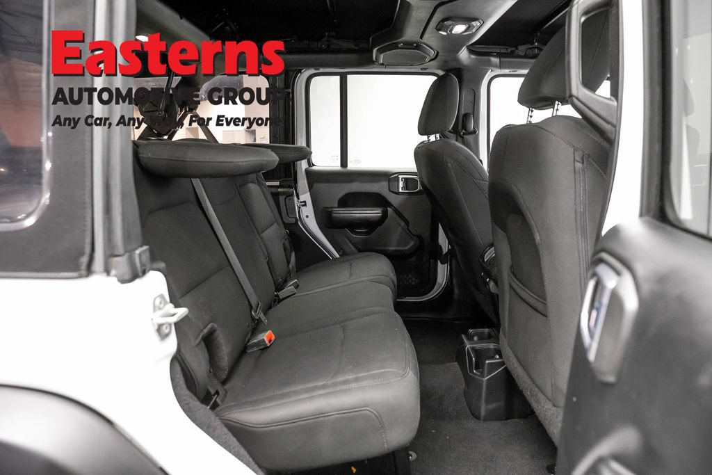 Used 2018 Jeep Wrangler Unlimited Sport S AWD/4WD image 22