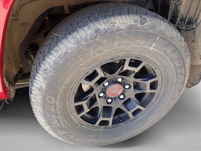 Certified 2022 Toyota 4Runner SR5 AWD/4WD image 8
