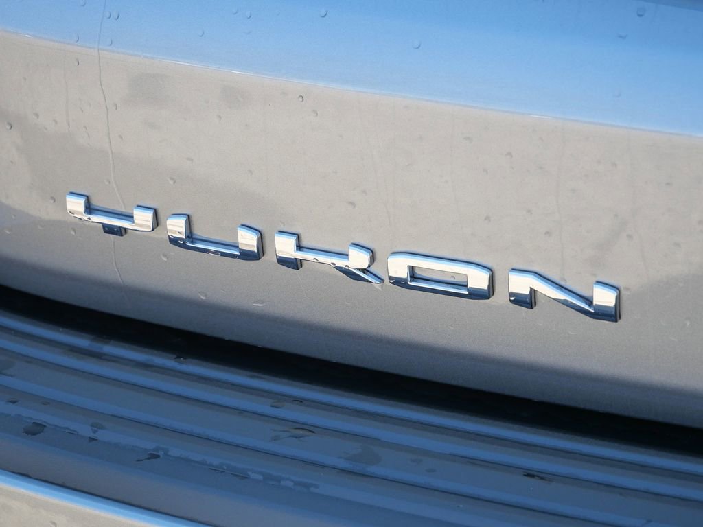 New 2026 GMC Yukon Elevation image 16