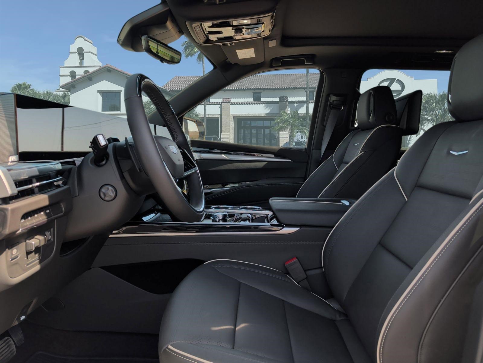 Used 2026 Cadillac Escalade ESV Sport w/ LPO, ONYX Package image 11