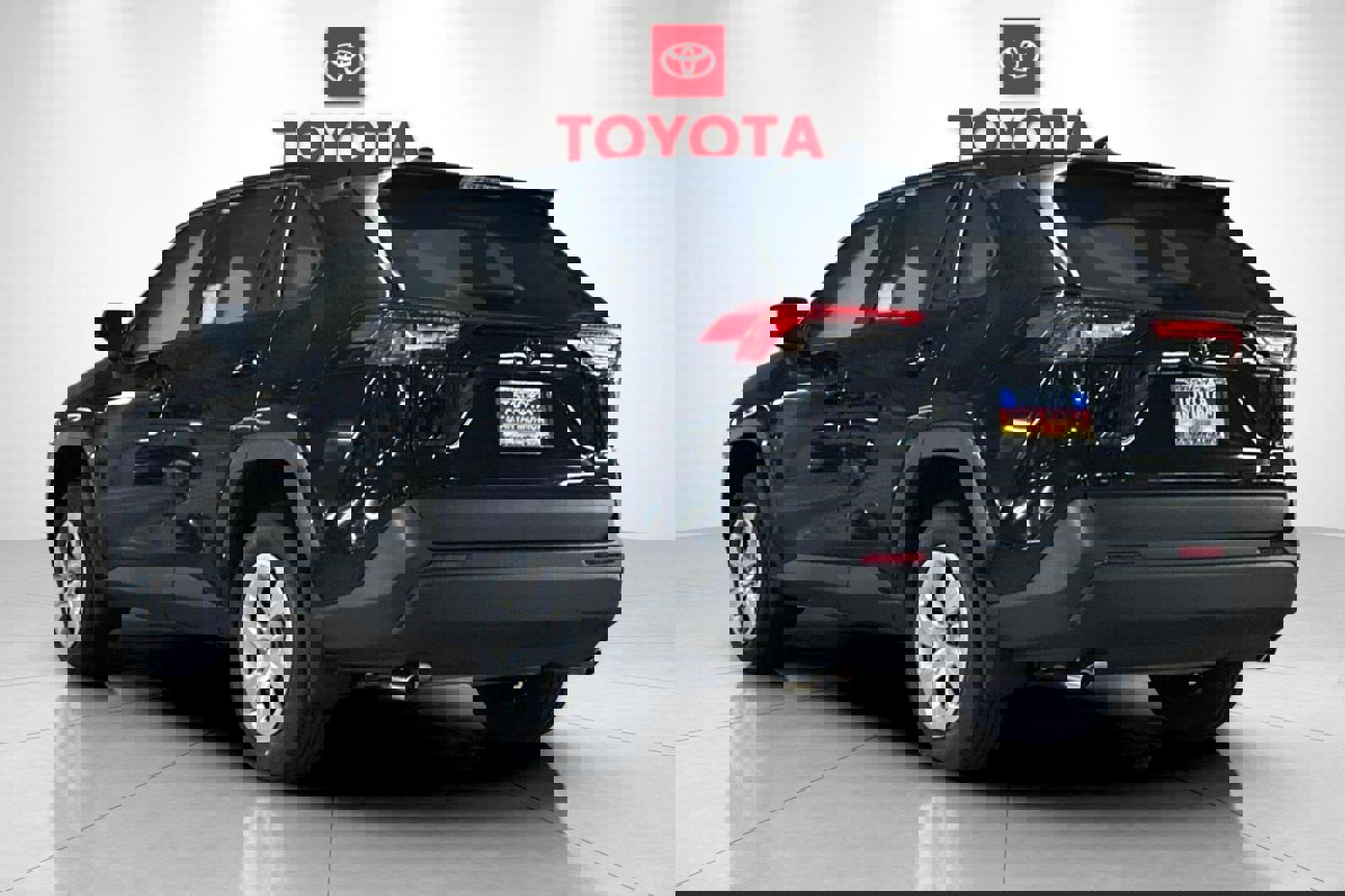 New 2025 Toyota RAV4 LE image 5