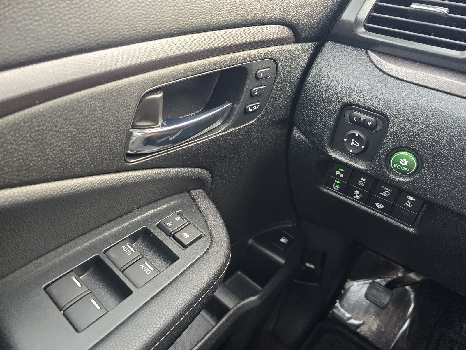 Used 2023 Honda Ridgeline RTL-E image 23
