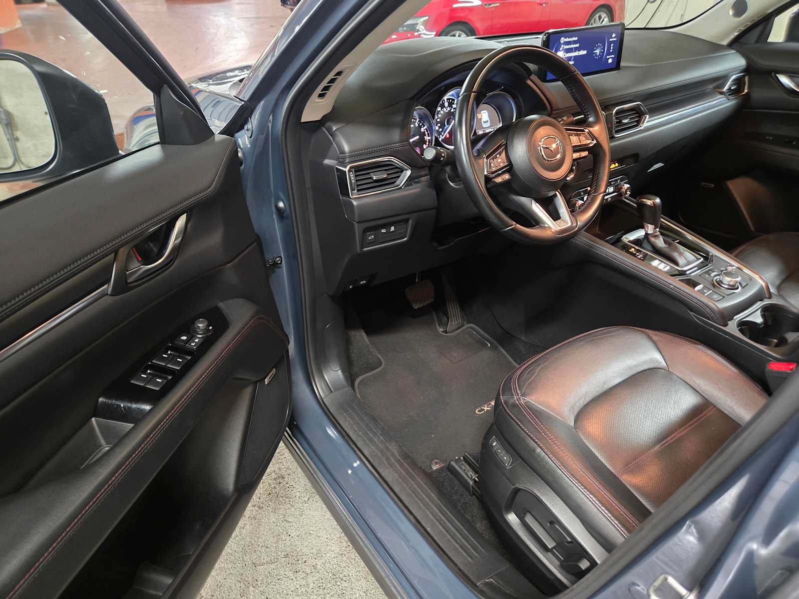 Used 2024 MAZDA CX-5 Carbon Edition AWD/4WD image 16