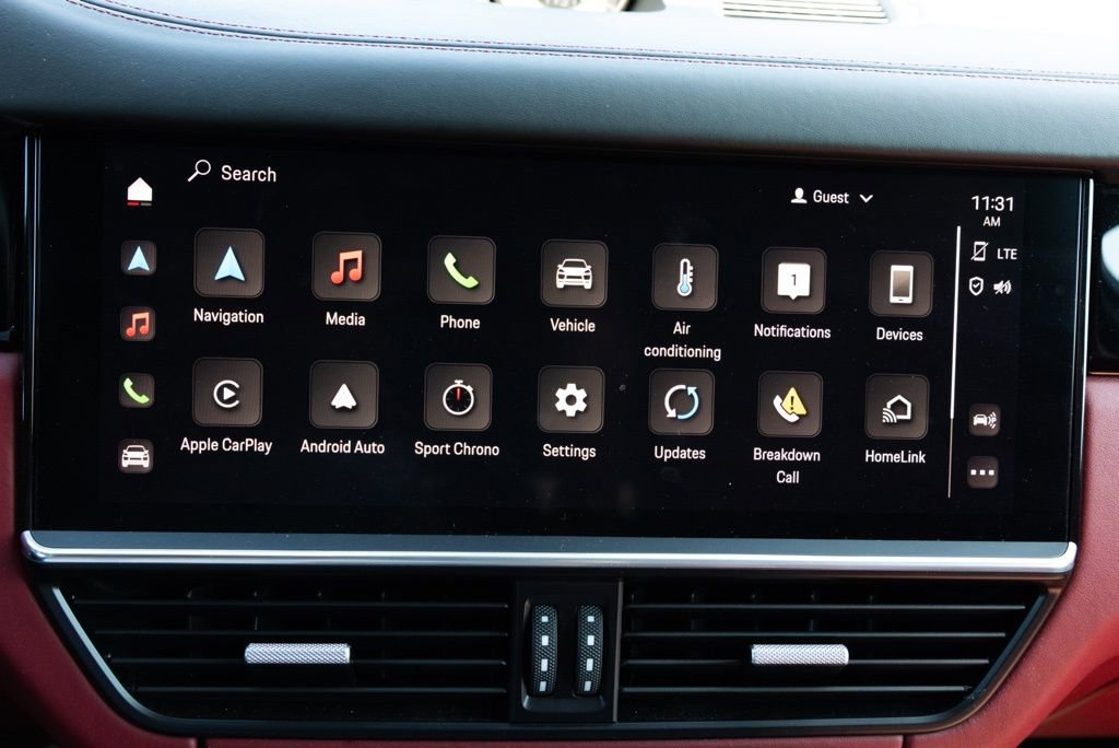 Used 2022 Porsche Cayenne Turbo image 17