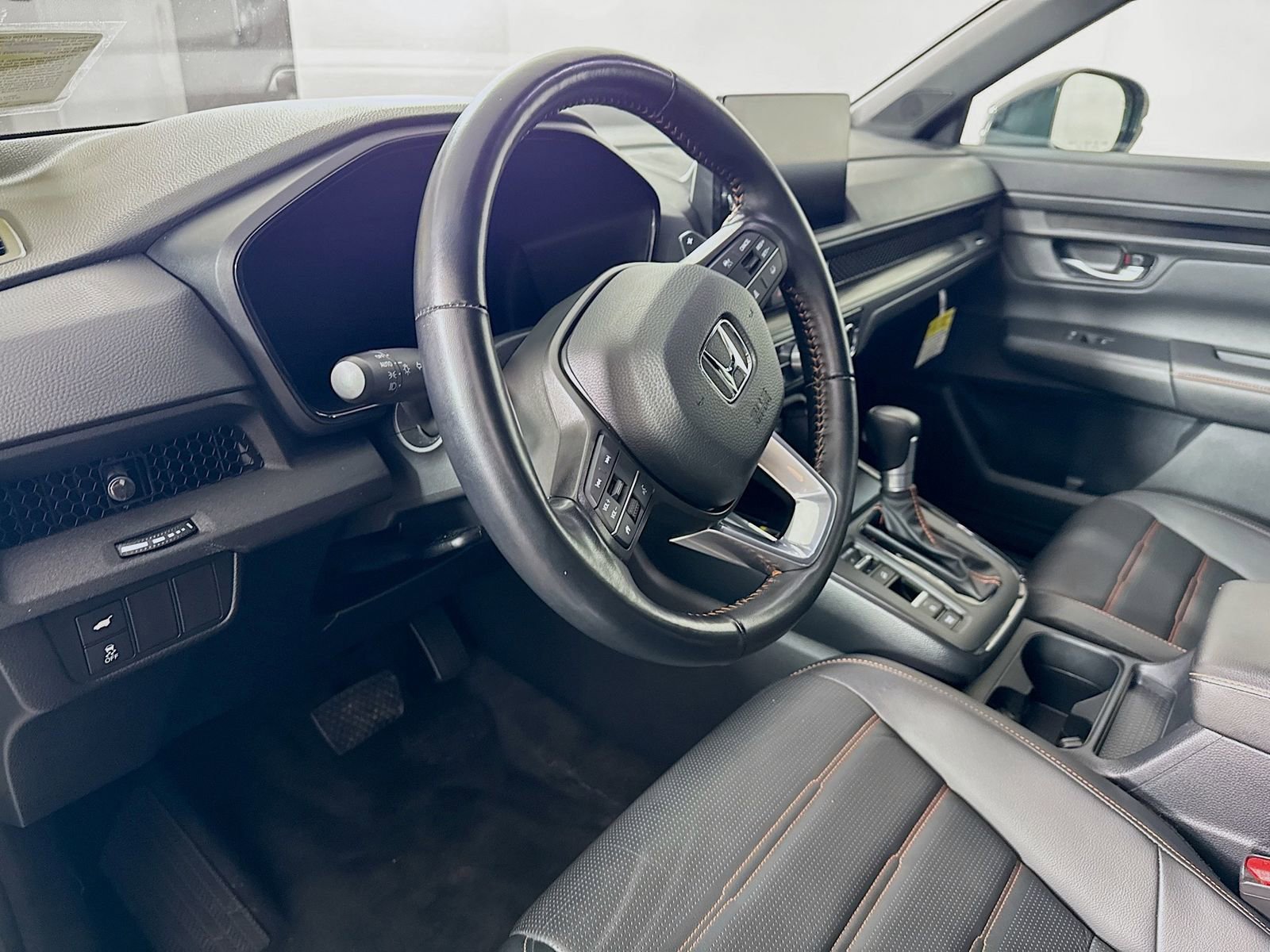 Used 2025 Honda CR-V Sport-L image 7