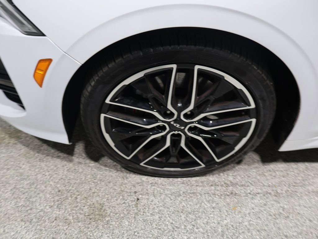 Used 2024 Kia K5 GT w/ GT1 Package image 9