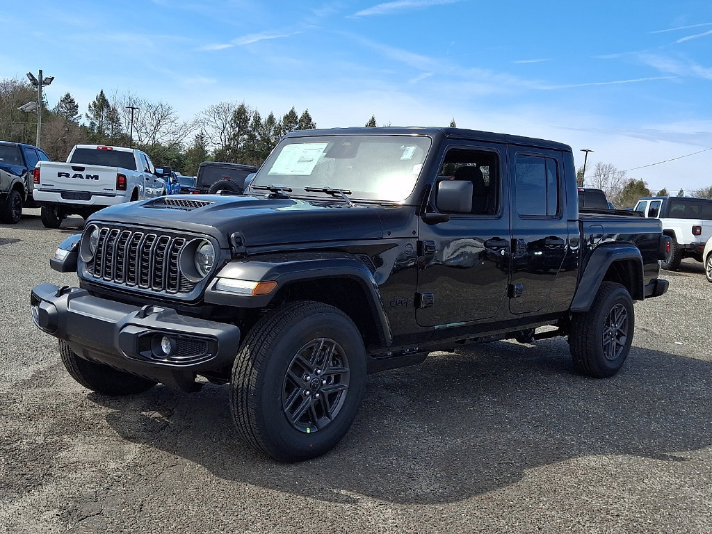 New 2026 Jeep Gladiator Sport AWD/4WD image 4