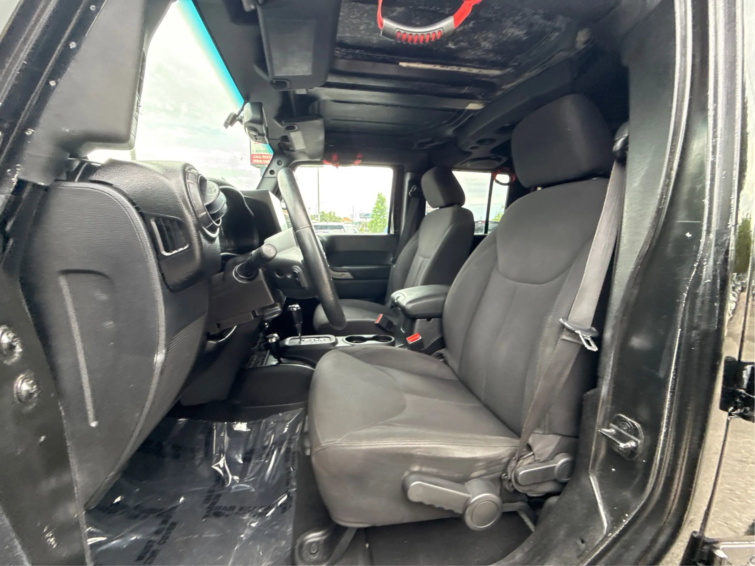 Used 2014 Jeep Wrangler Unlimited Sport w/ Quick Order Package 24S AWD/4WD image 9