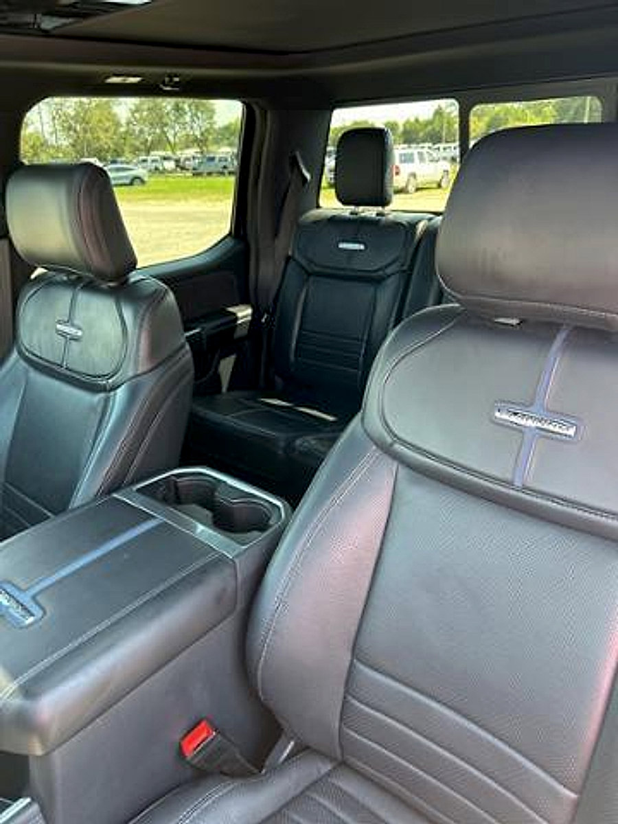 Used 2025 Ford F250 Platinum image 27