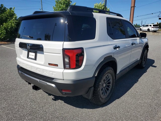 Certified 2026 Honda Passport TrailSport image 4