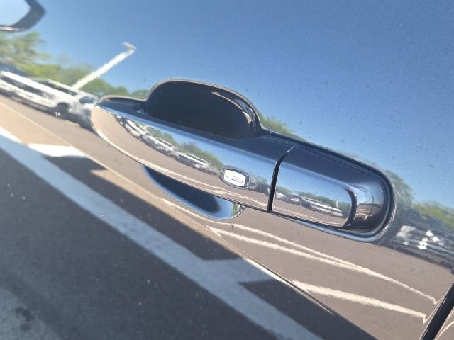 Used 2023 Chevrolet Malibu LT FWD image 15