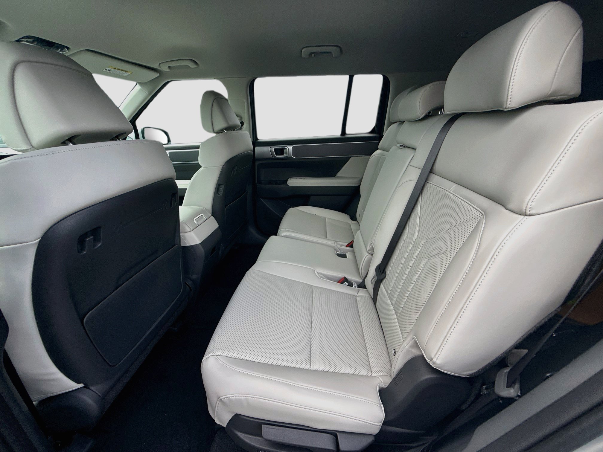 New 2027 Hyundai Santa Fe SEL FWD image 17