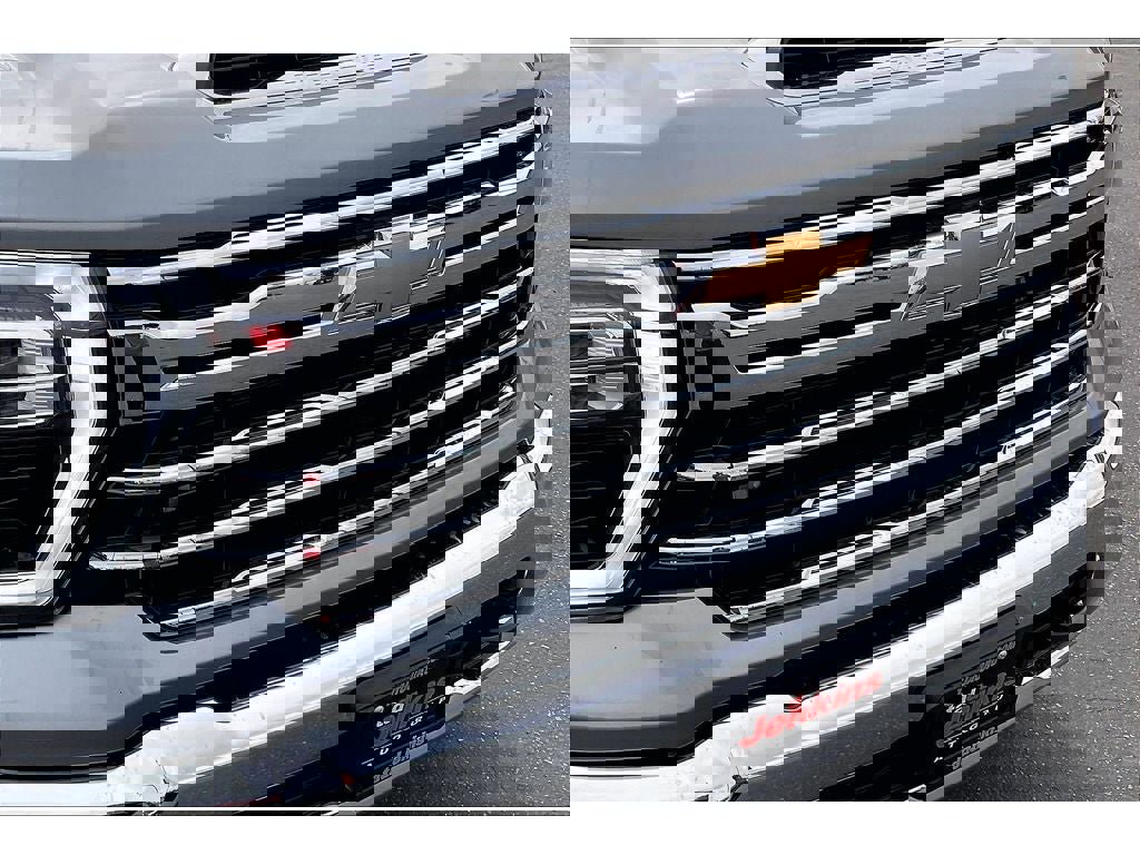 Used 2025 Chevrolet Silverado 3500 LTZ image 32