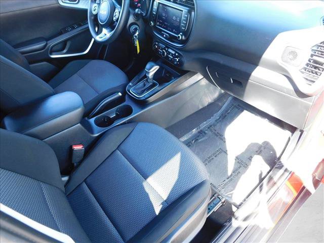 Used 2022 Kia Soul LX FWD image 26