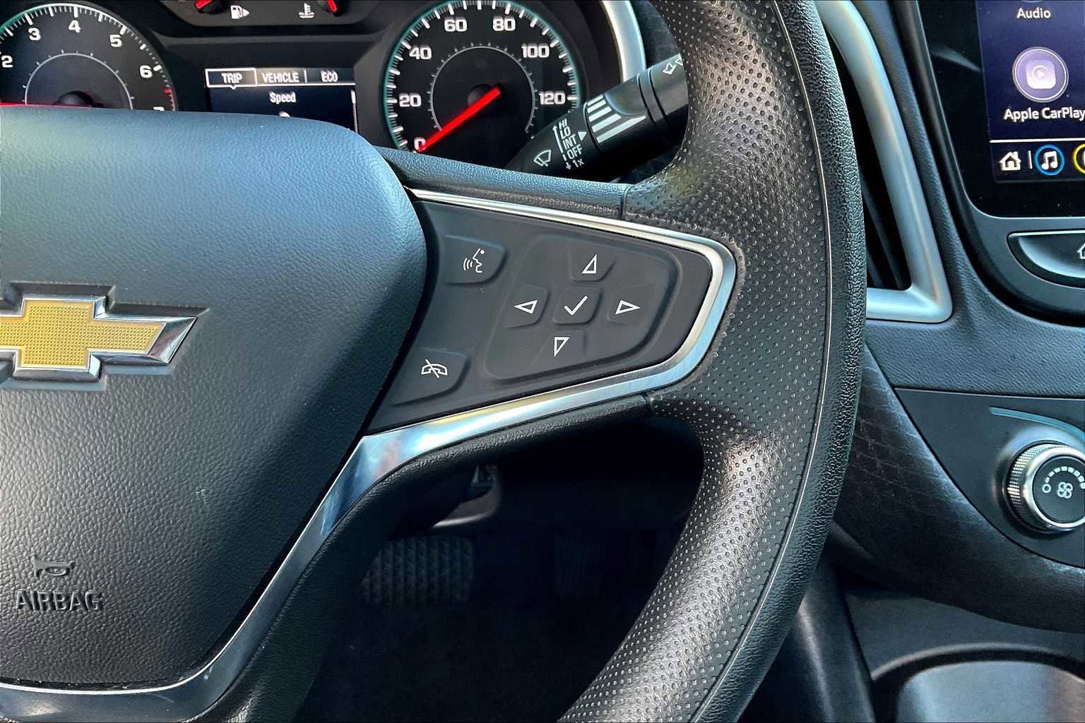 Used 2023 Chevrolet Malibu LS image 22