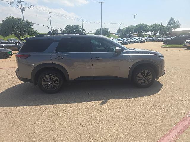 Certified 2022 Nissan Pathfinder SV FWD image 6