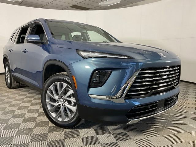 Used 2025 Buick Enclave Preferred image 42