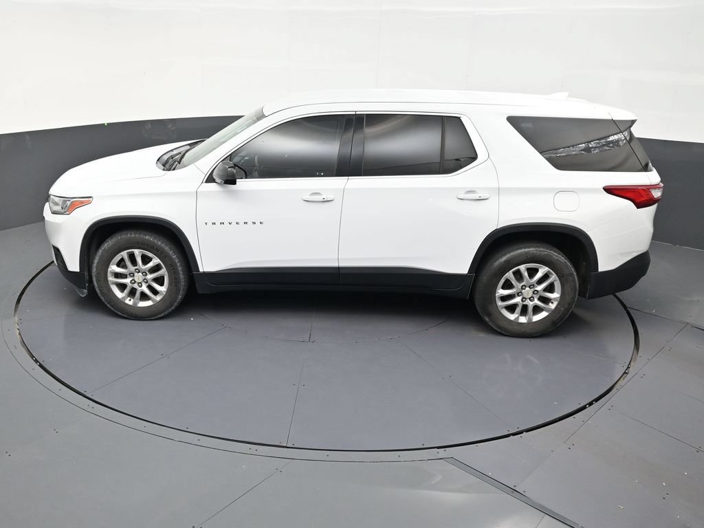 Used 2019 Chevrolet Traverse LS FWD image 13