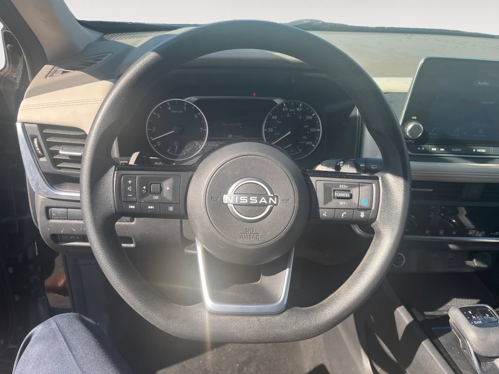 Used 2023 Nissan Rogue SV AWD/4WD image 12
