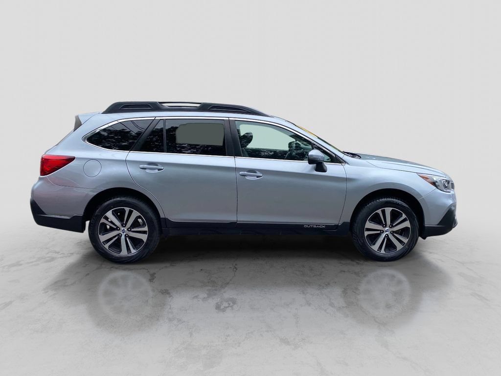 Used 2019 Subaru Outback 2.5i Limited AWD/4WD image 9